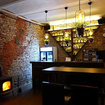 The Monks Bunk Hostel&bar *