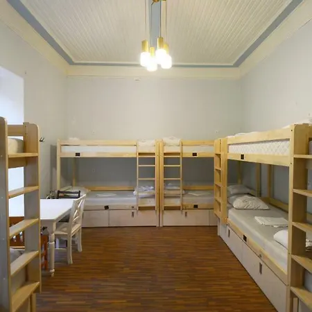 Hostel The Monks Bunk & Bar *