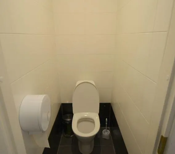 The Monks Bunk & Bar * Reval