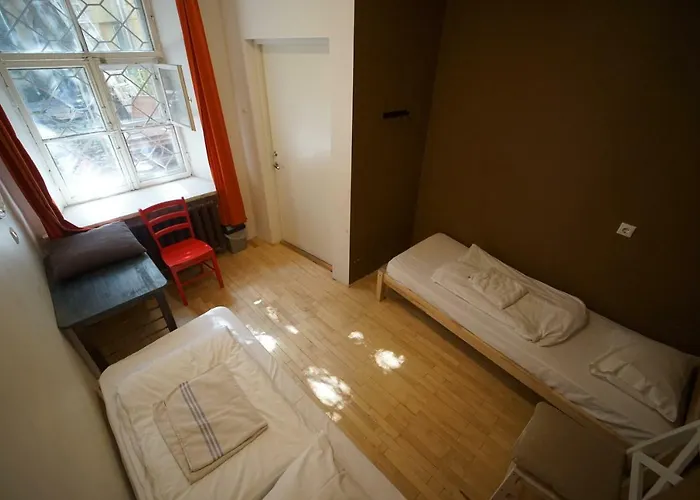 The Monks Bunk & Bar Ostello *