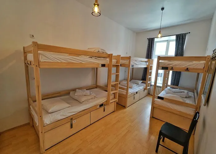 The Monks Bunk & Bar * Reval