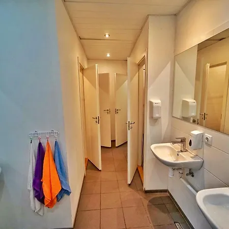 אכסניה The Monks Bunk & Bar טאלין